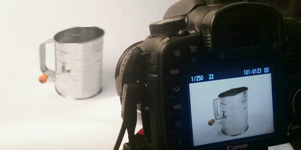 How to Photograph Reflective Products In 2024